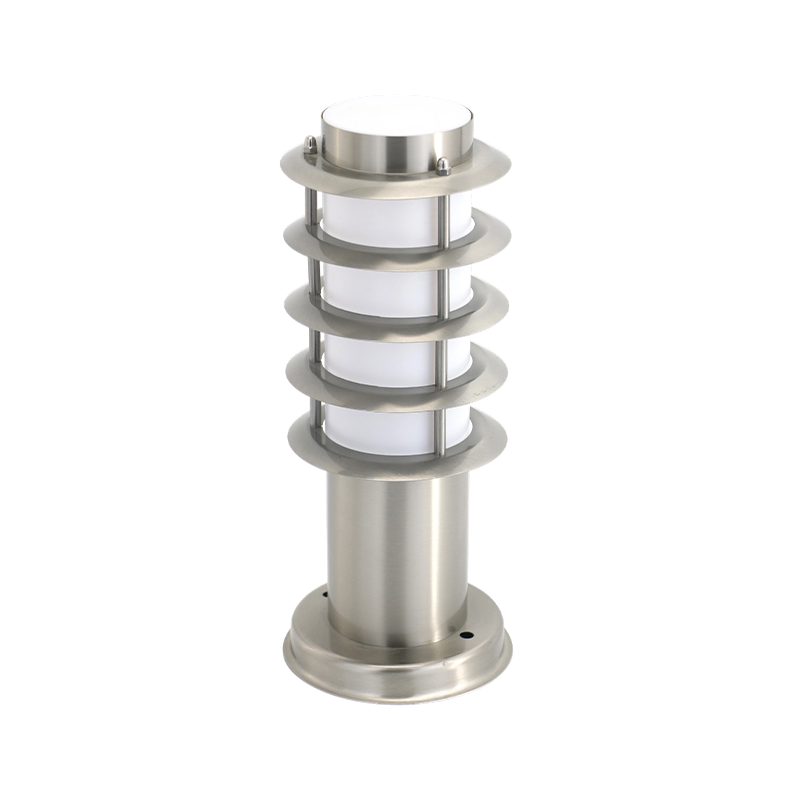 Louvered Ring Stainless Steel E27 Outdoor Bollard Light